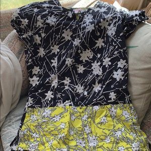 Small nursing scrub top,